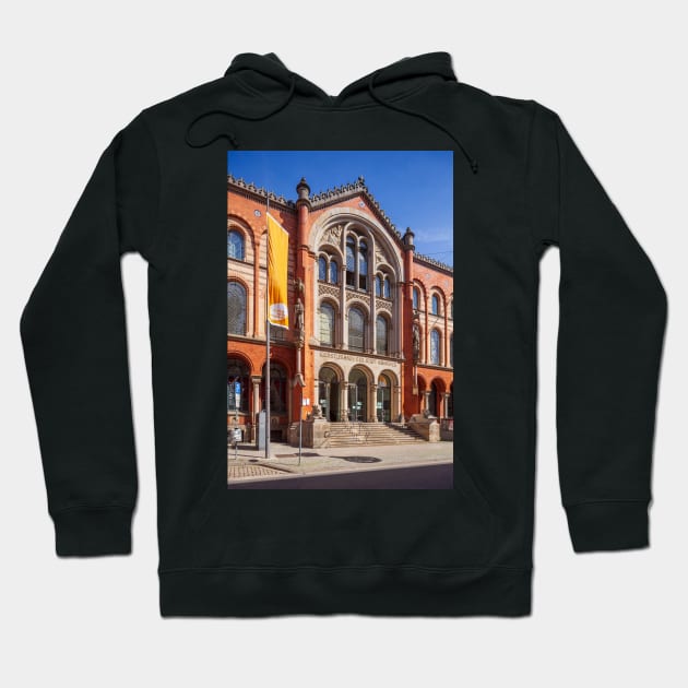 Germany; Lower Saxony; Hanover; House; artist house Hoodie by Kruegerfoto